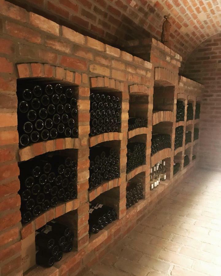 Penzion Cap Микулов Екстериор снимка